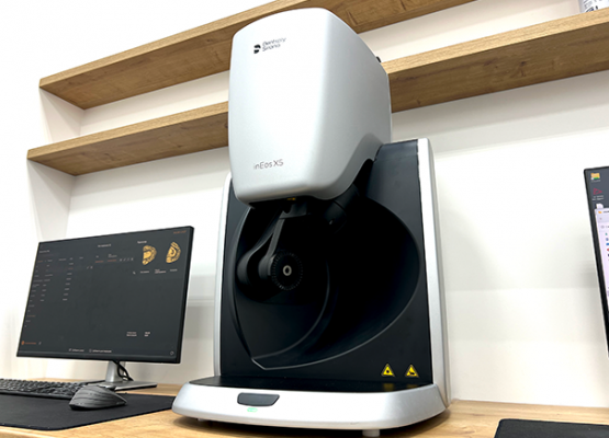 InEos x5 extraoral Sirona Dentsply 3D Scanner
